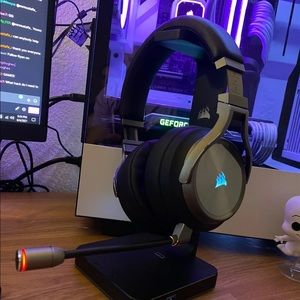 Corsair Virtuoso RGB Wireless Gaming Headset